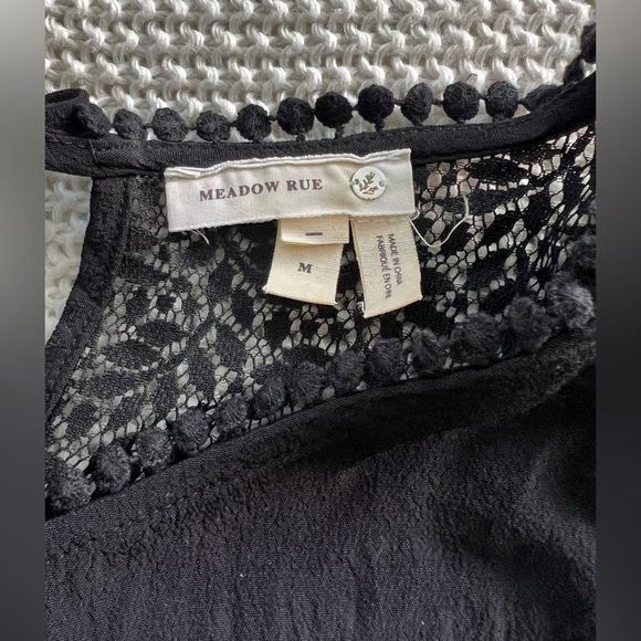 Meadow Rue Black Relaxed Ruffled Blouse - Picture 6 of 10